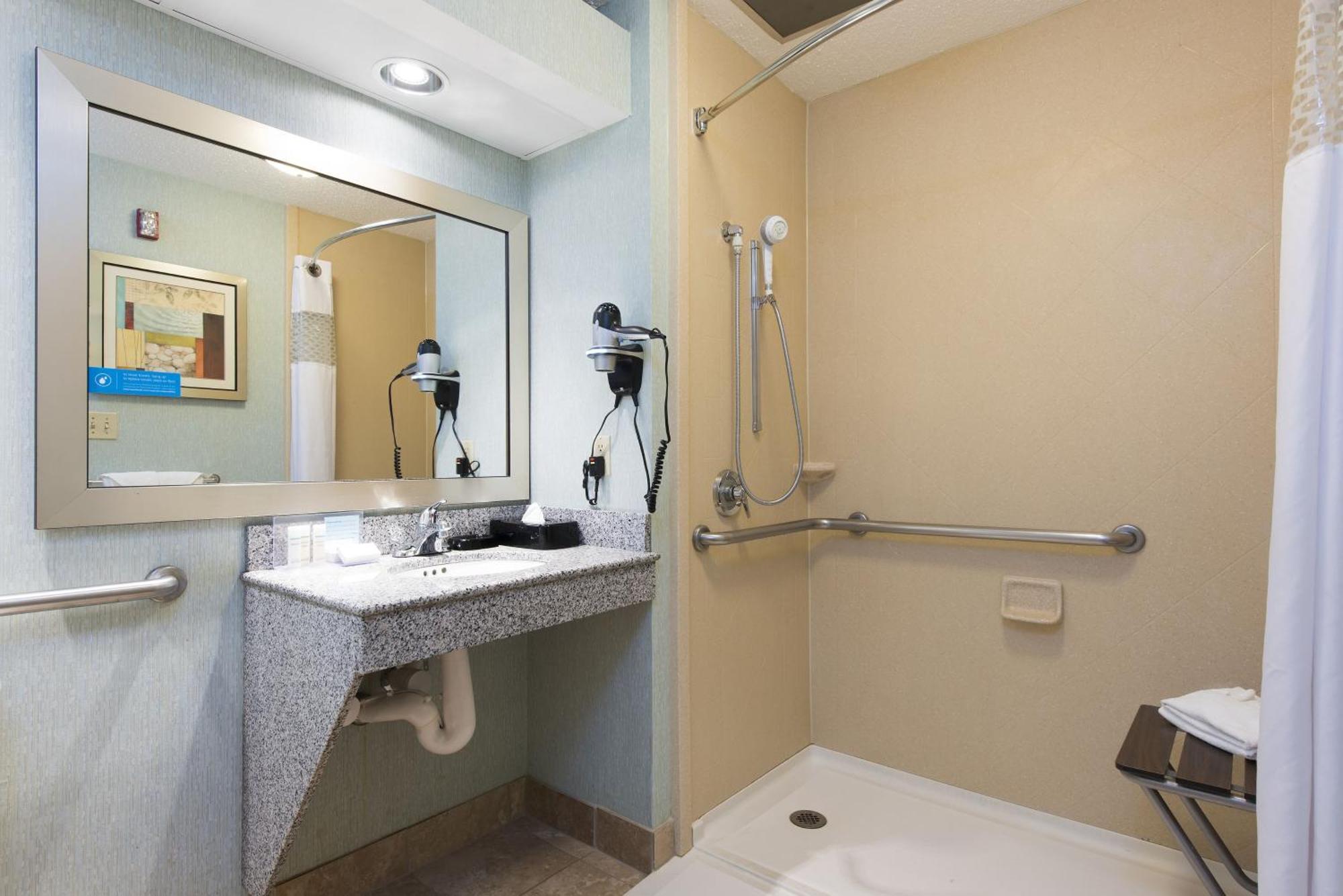 Hampton Inn & Suites Kokomo Εξωτερικό φωτογραφία